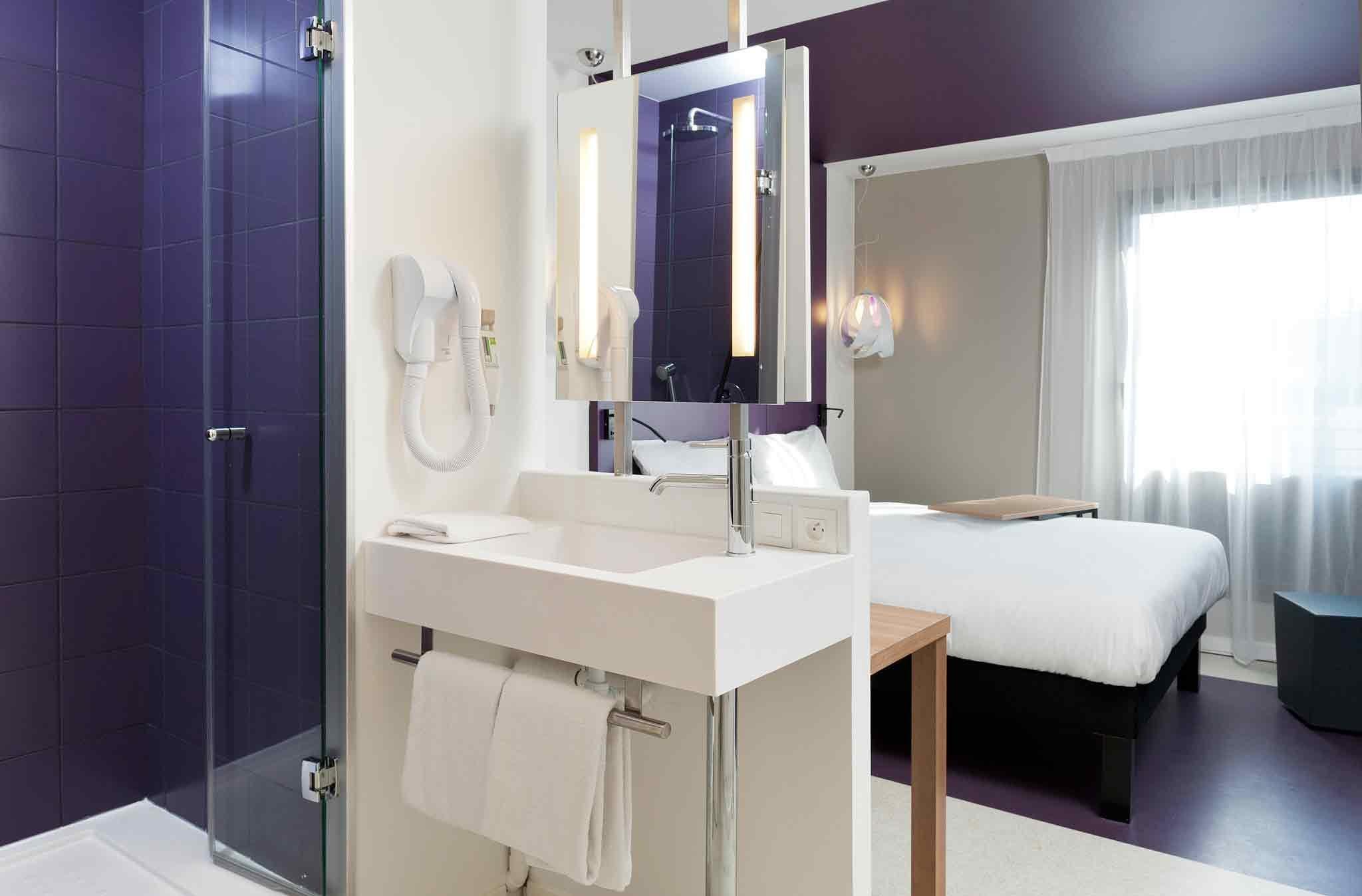Ibis Styles Nimes Gare Centre Hotell Exteriör bild